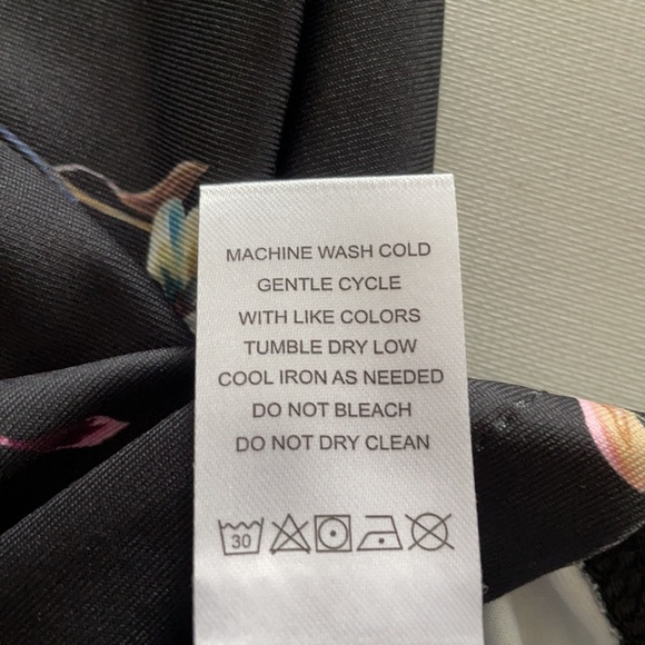 Nwt Sakurafiua tunic - Picture 5 of 5